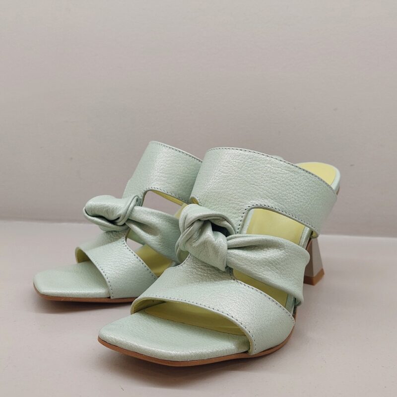 MULE DE SALTO VERDE