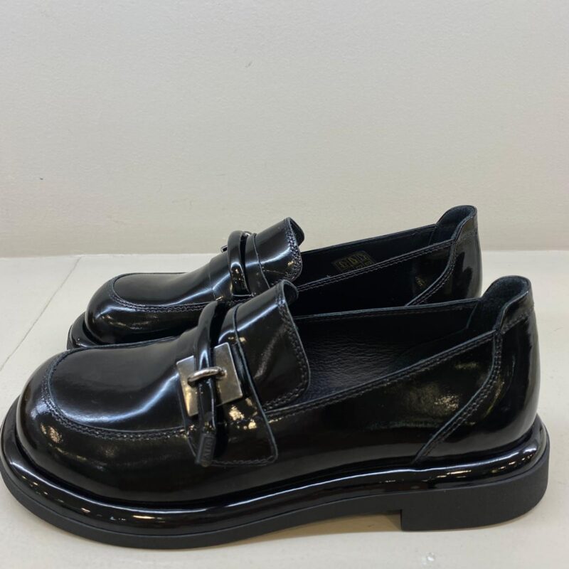 SAPATO PRETO VERNIZ