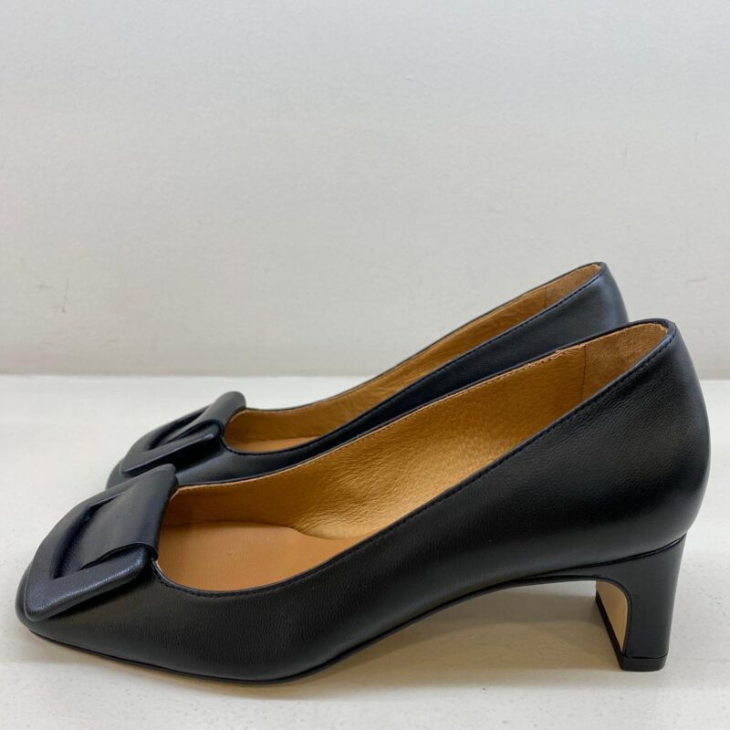 SAPATO DE SALTO PRETO