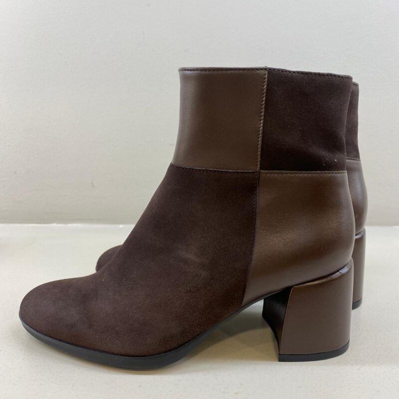BOTINS DE PELE E CAMURÇA